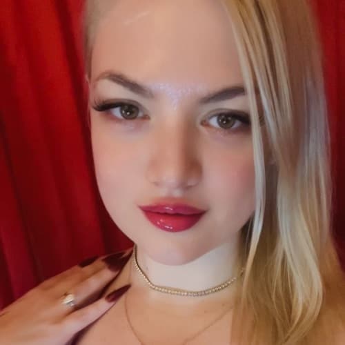 Aella A. portrait